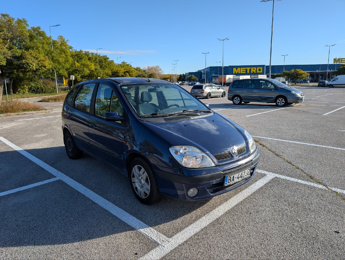 Renault Megane Scénic 1.6 - 7