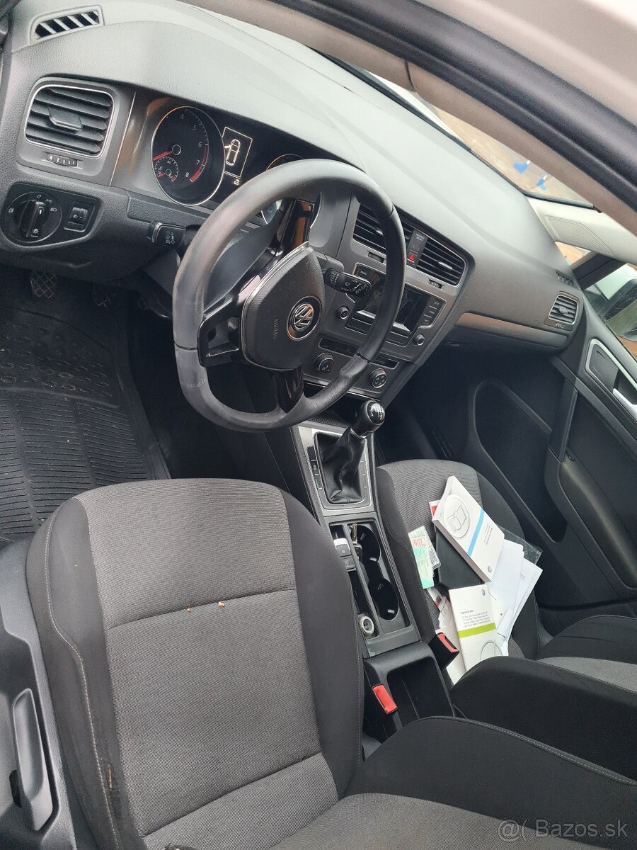 Volkswagen Golf 7 1,2tsi 66kw benzin rok 2013 - 7