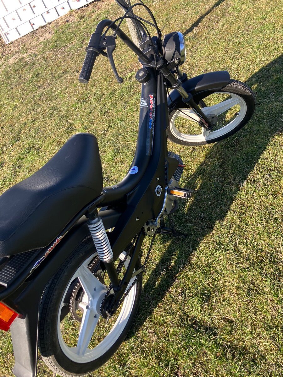 Predám Manet Korado čierne 216 - 7