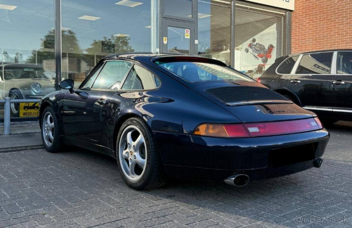 Porsche 911 Carrera z roku 1996 - 7