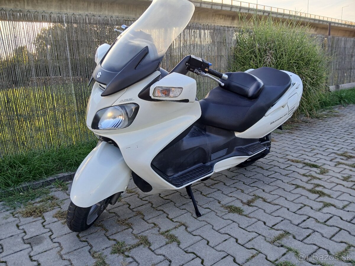 Suzuki AN 650 Burgman - 7