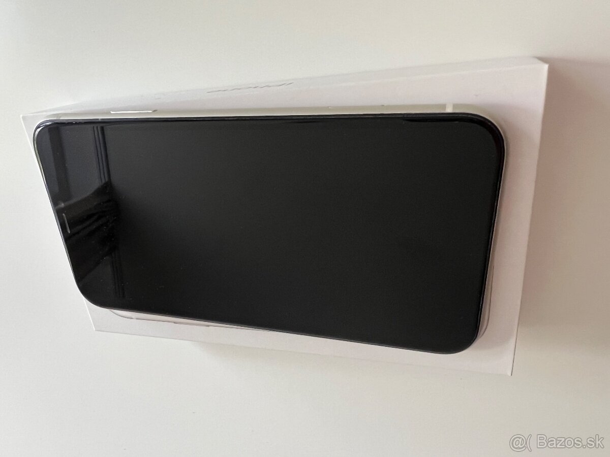 iPhone 11 64GB White - 7