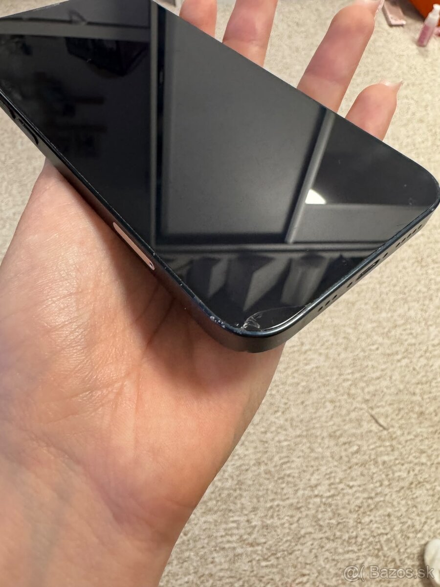 Predám iPhone 13 – 128 GB - 7