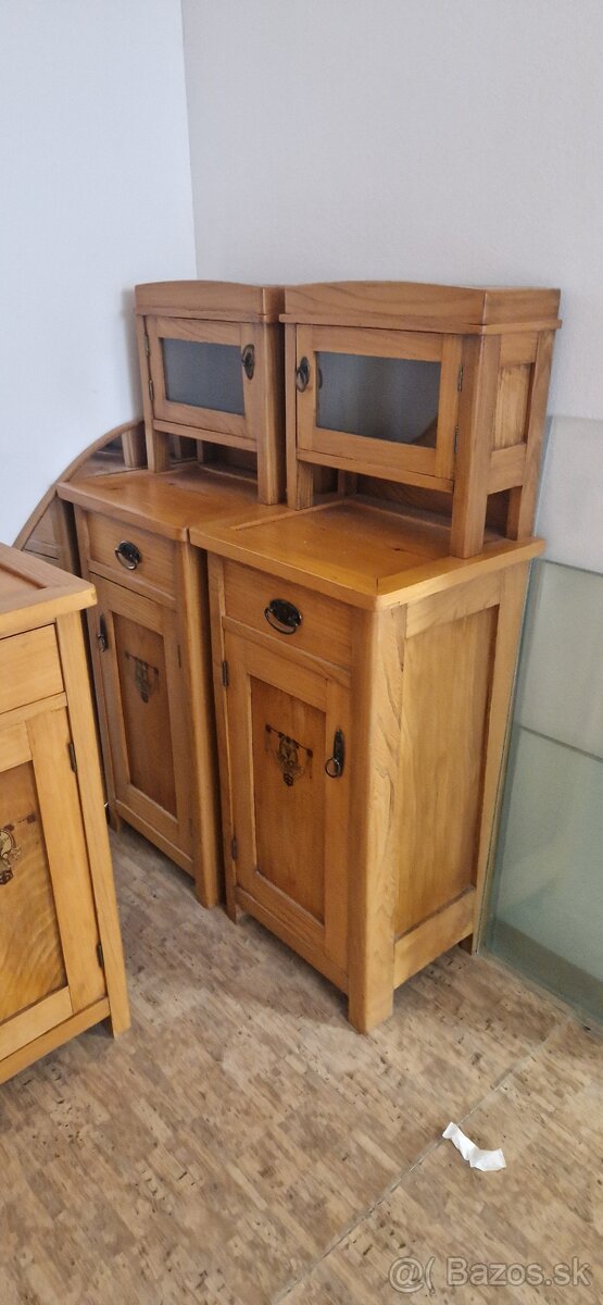 Starožitný dubový nábytok - 7