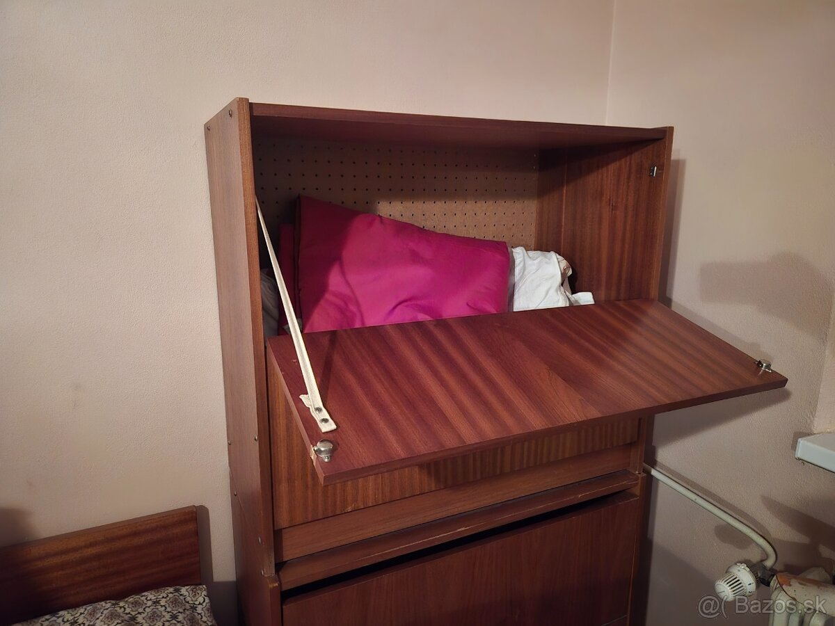 Ponúkam zachovalý retro nábytok z 80tych rokov - 7