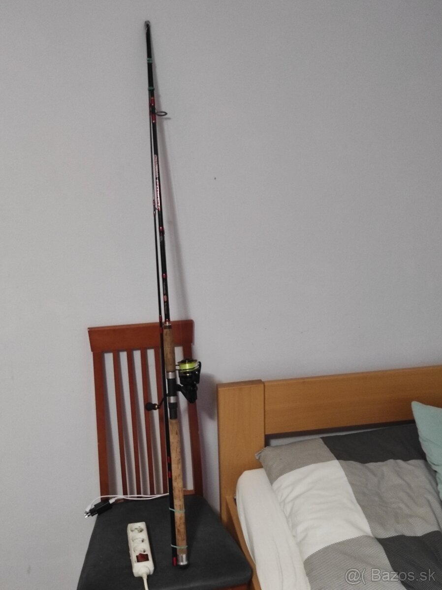 Rybársky prút dvojdielny a naviják - 7