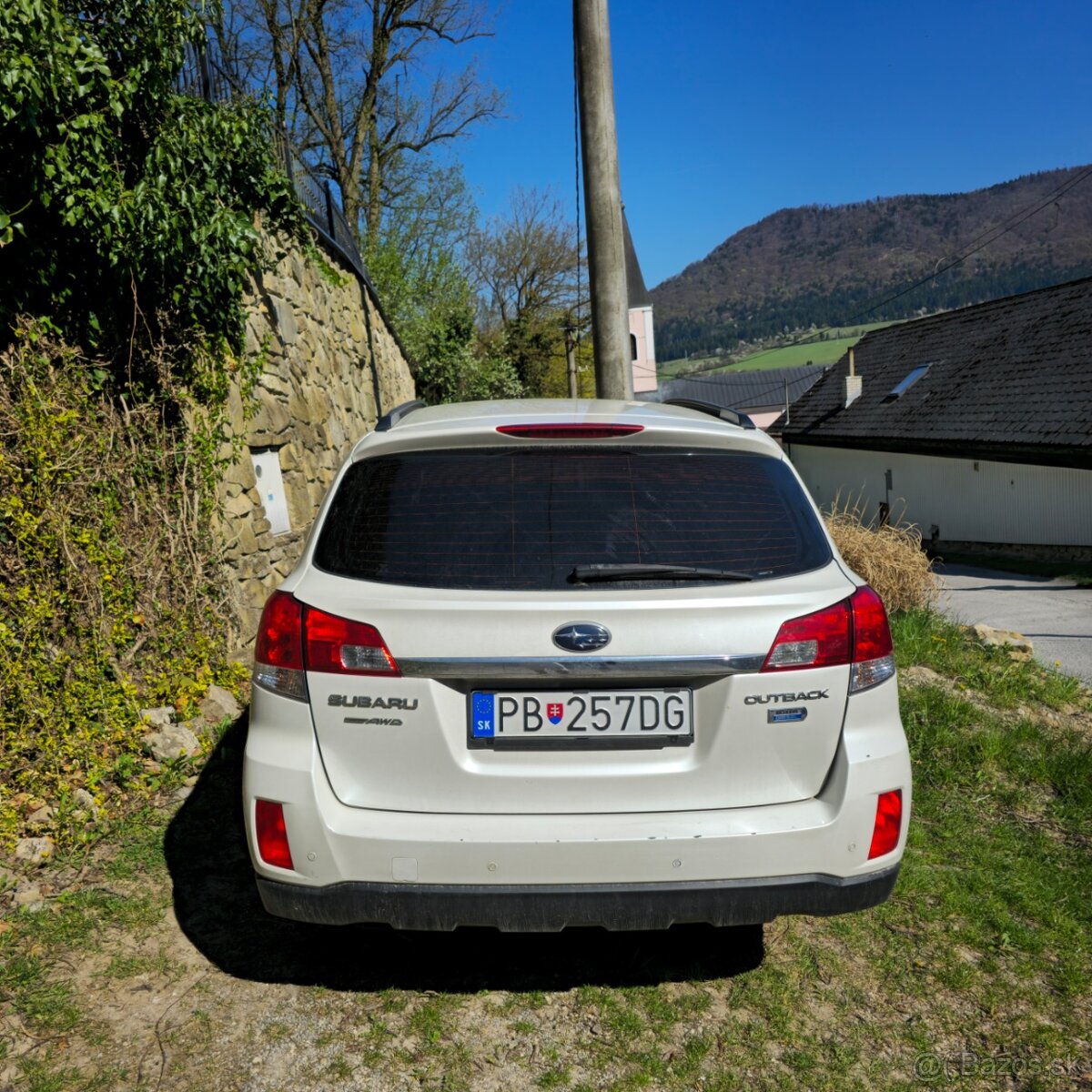 Predám Subaru outback 2.0D - 7
