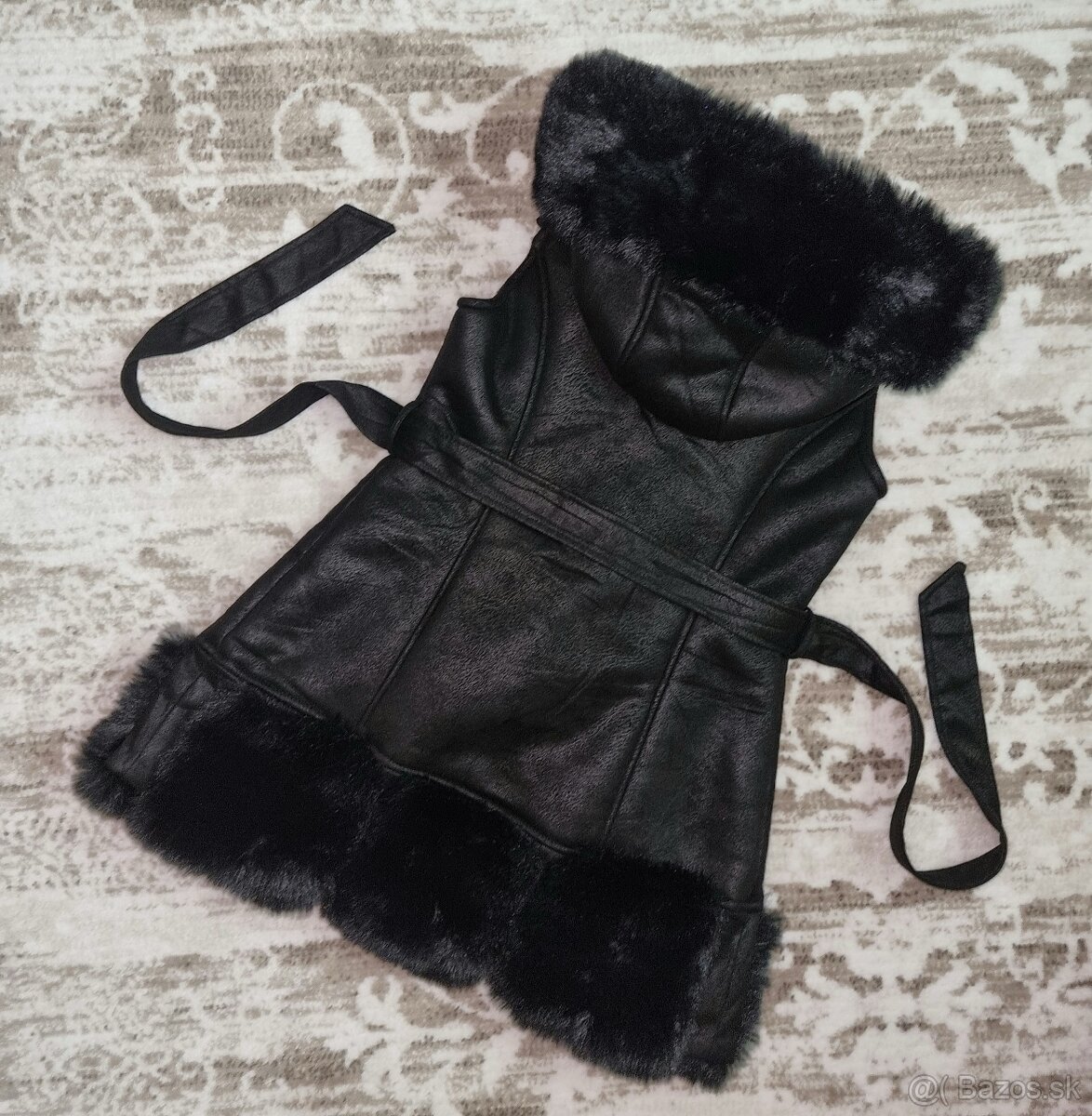 Kožušinová vesta veľ. S - 7