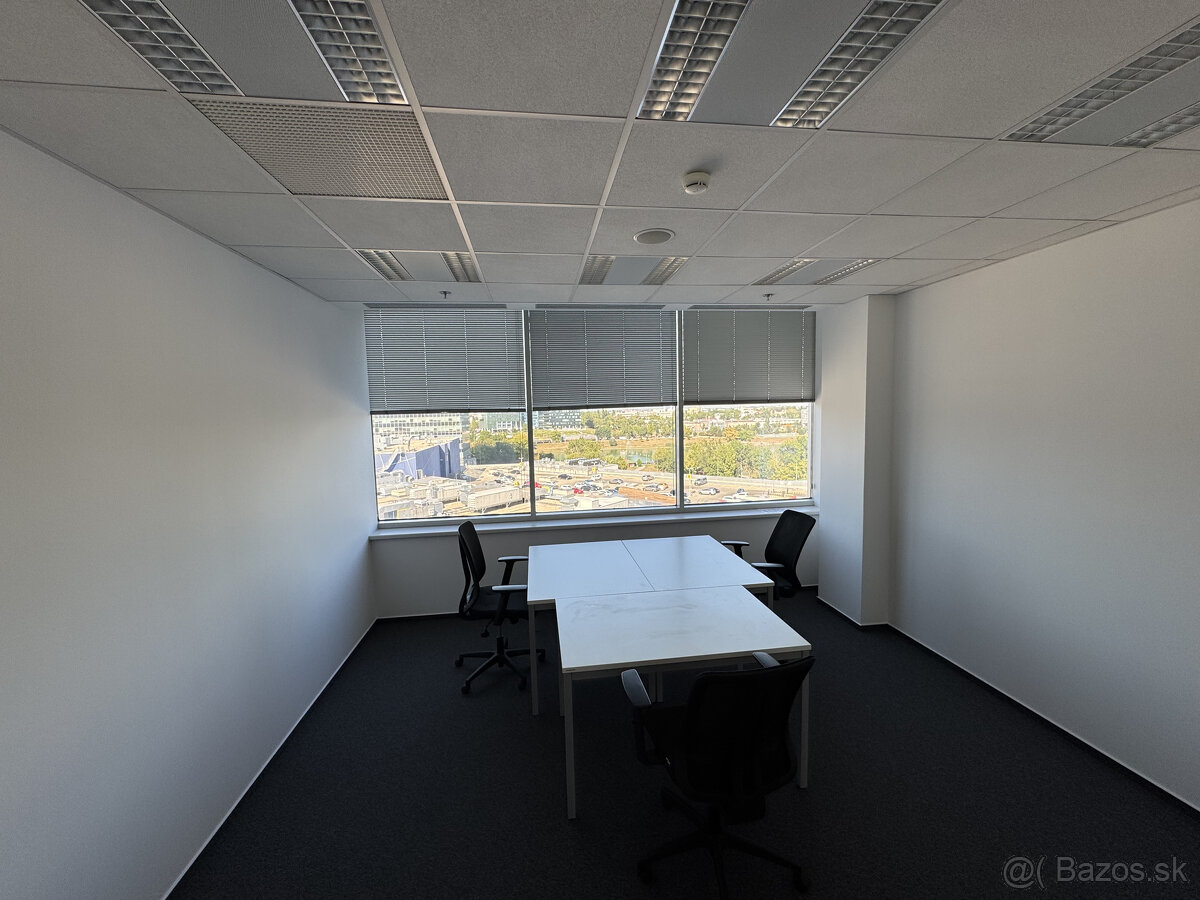 Prenájom novozrekonštruovaného samostatného kancelárskeho tr - 7