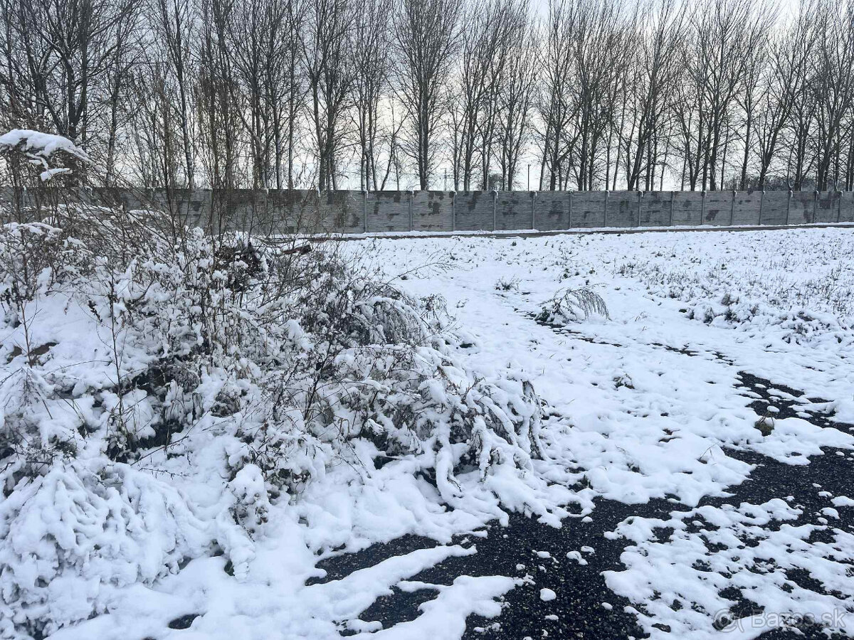 Pozemok na prenájom - 7