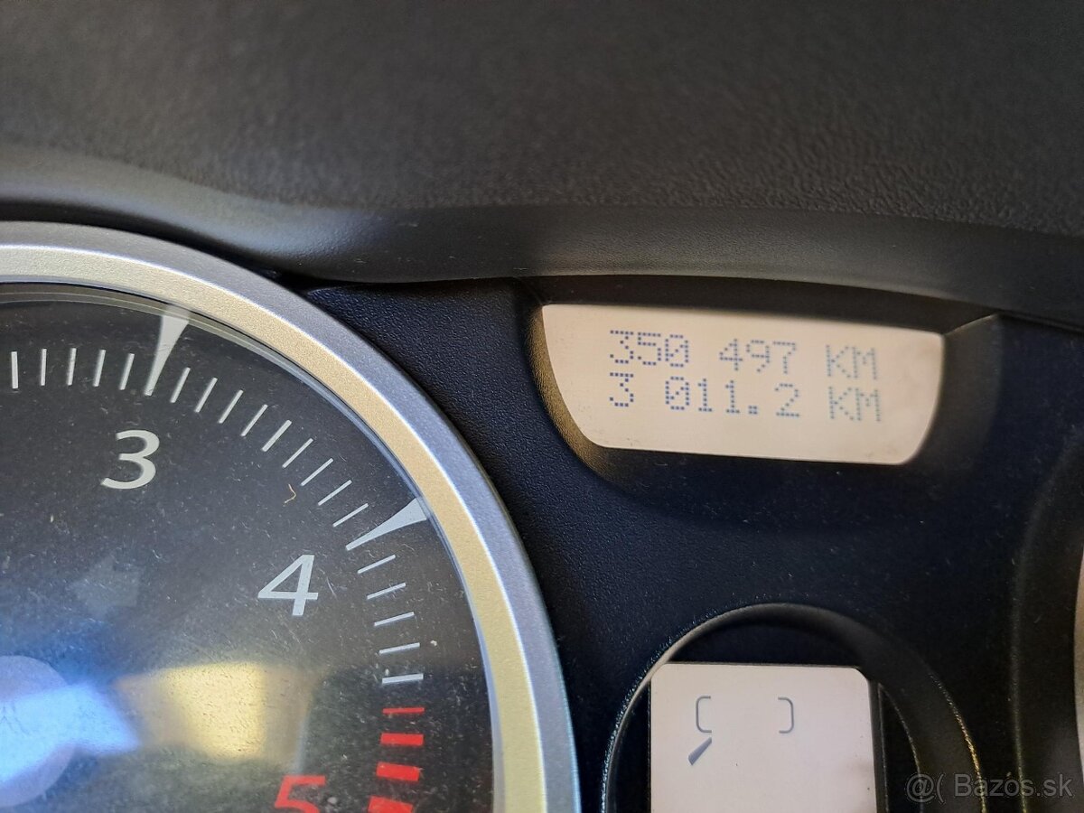 Renault MEGANE GRANDTOUR 2,0 dCI - 7