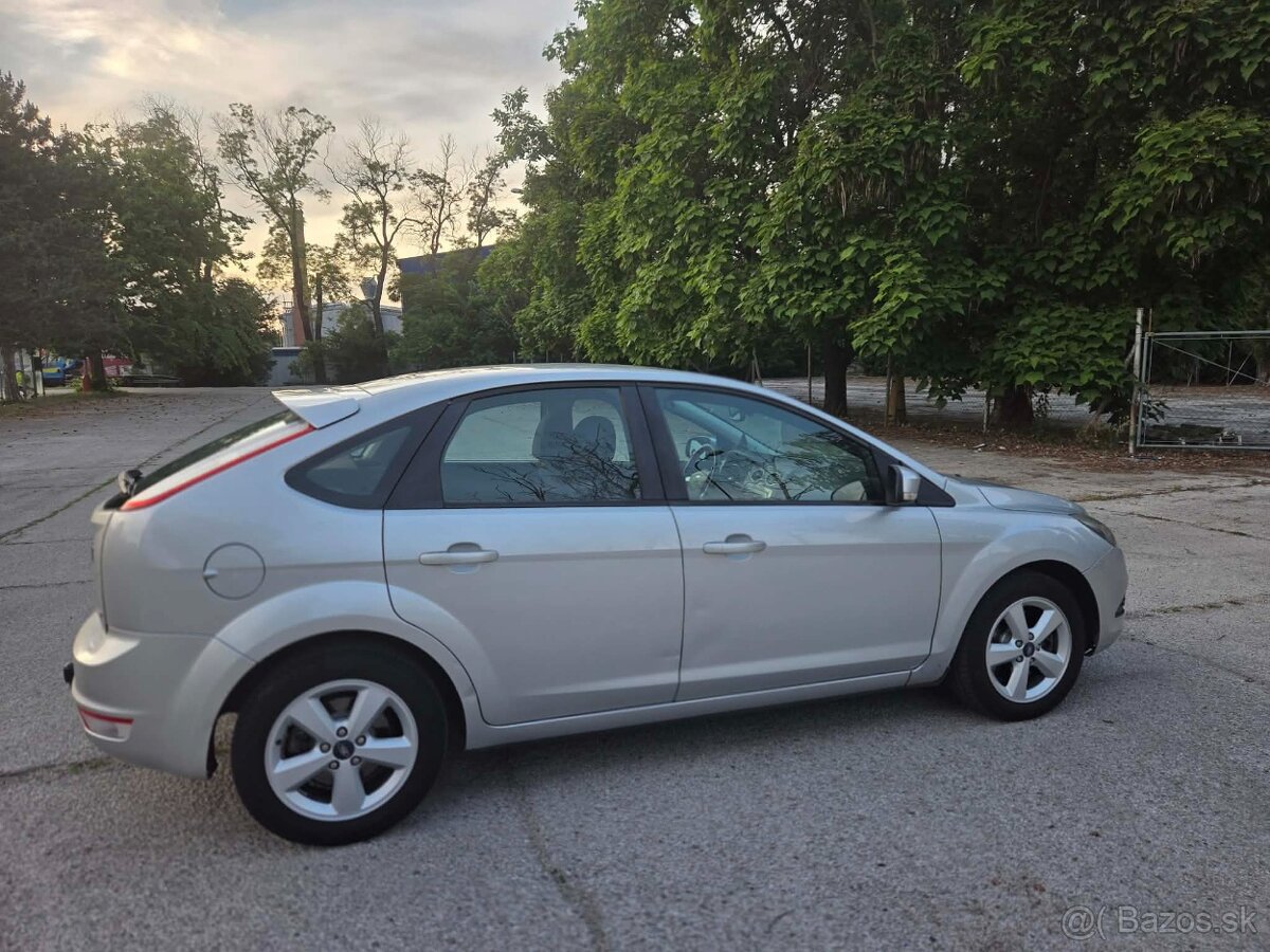 Ford Focus Hatchback 1,8 TDCi 85kw-2008 - 7