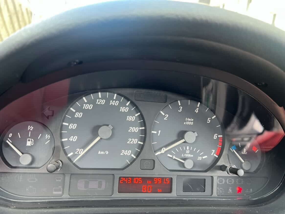 BMW E46 323ci coupe - 7