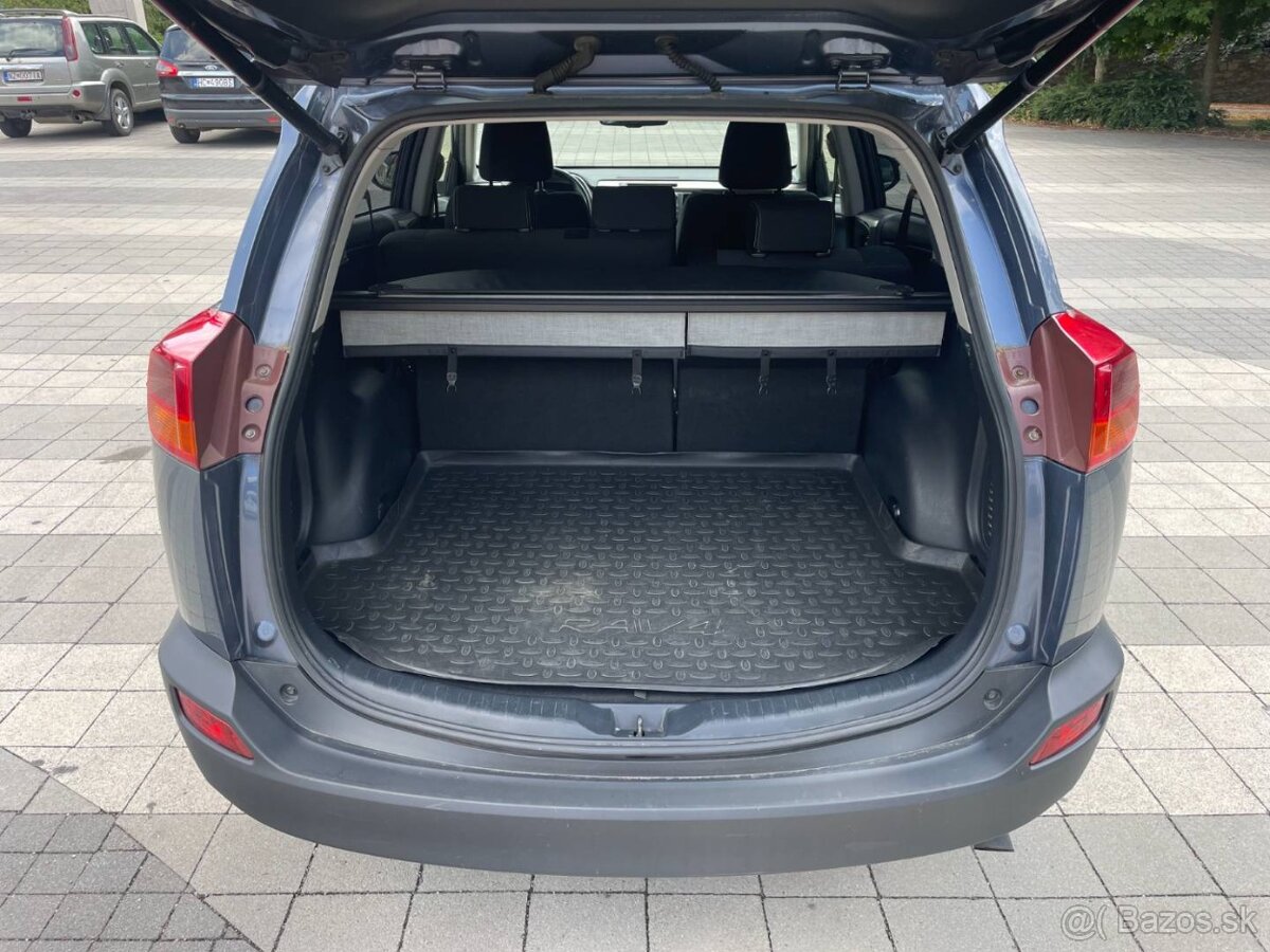 Toyota RAV4 2.2 l D-4D Premium - 7