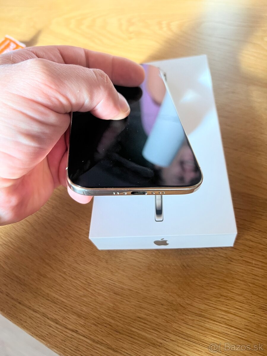 IPHONE AIR 256GB GOLD - 7