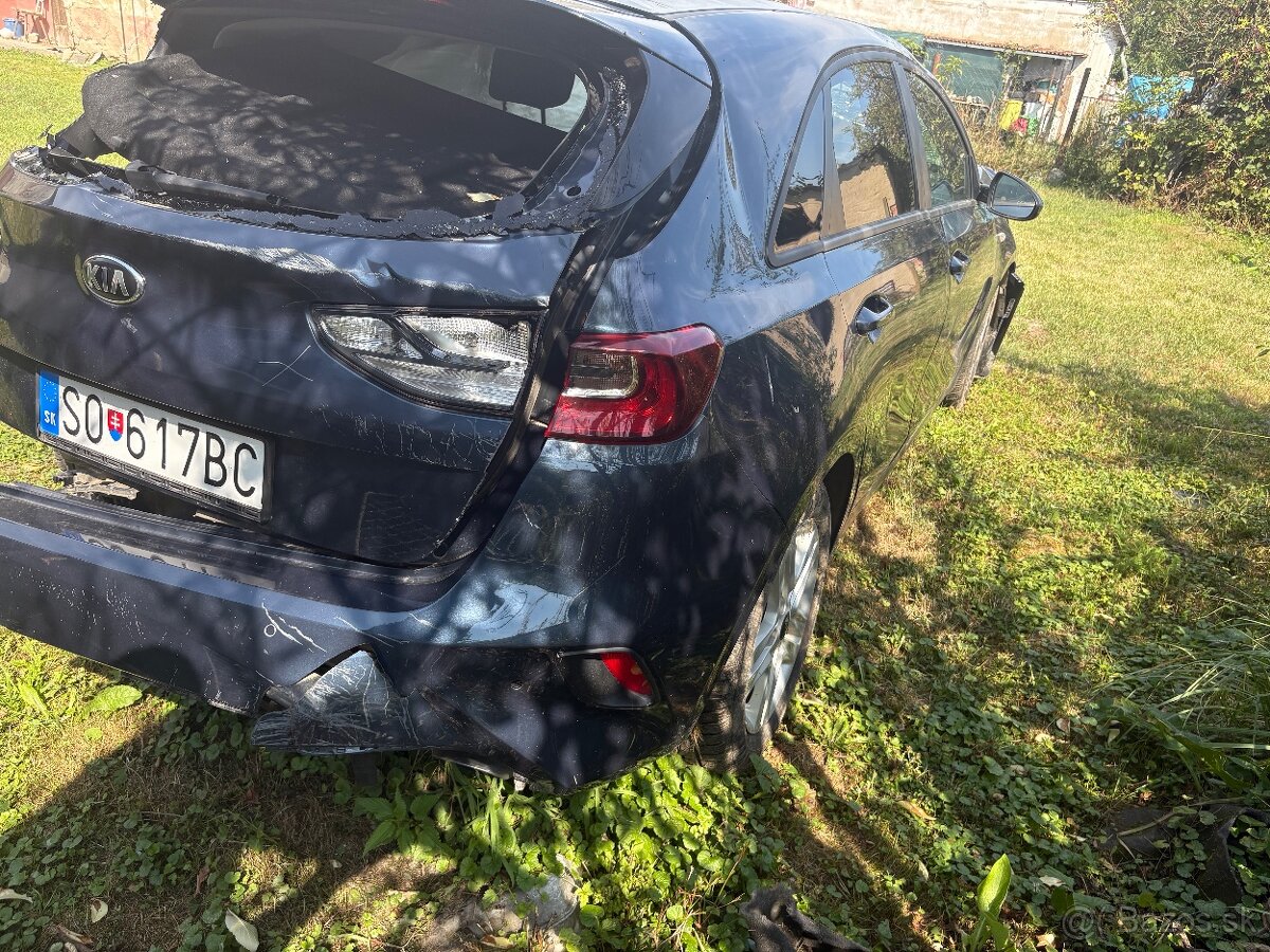 Predám KIA - 7