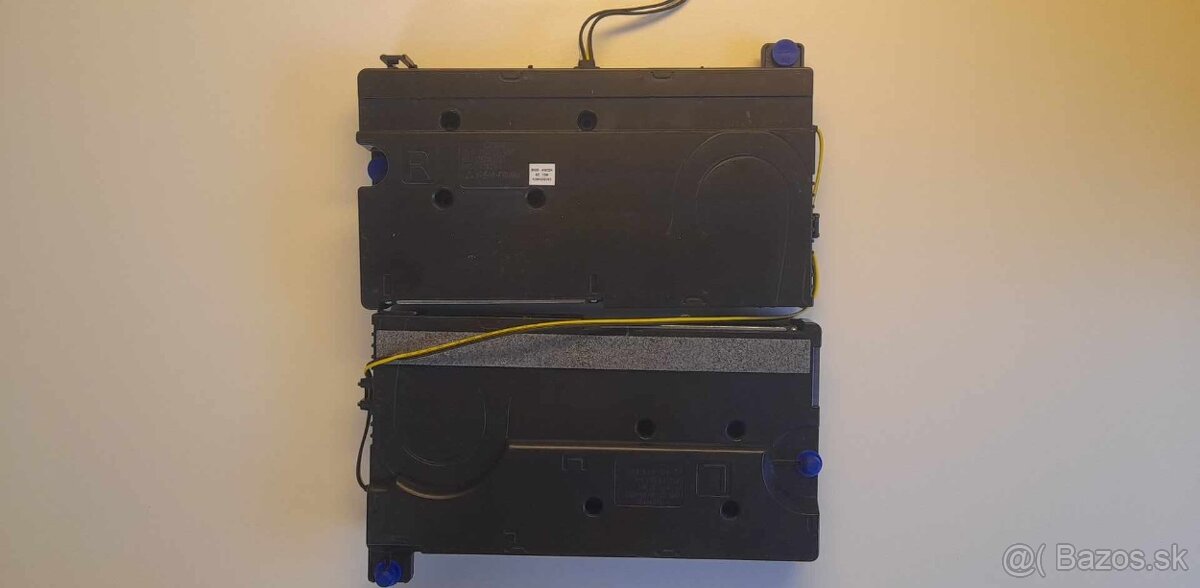 Náhradné diely na TV SAMSUNG UE55RU7172U - 7