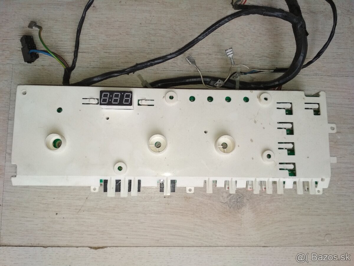 Rozpredám práčku Whirlpool AWG - 7