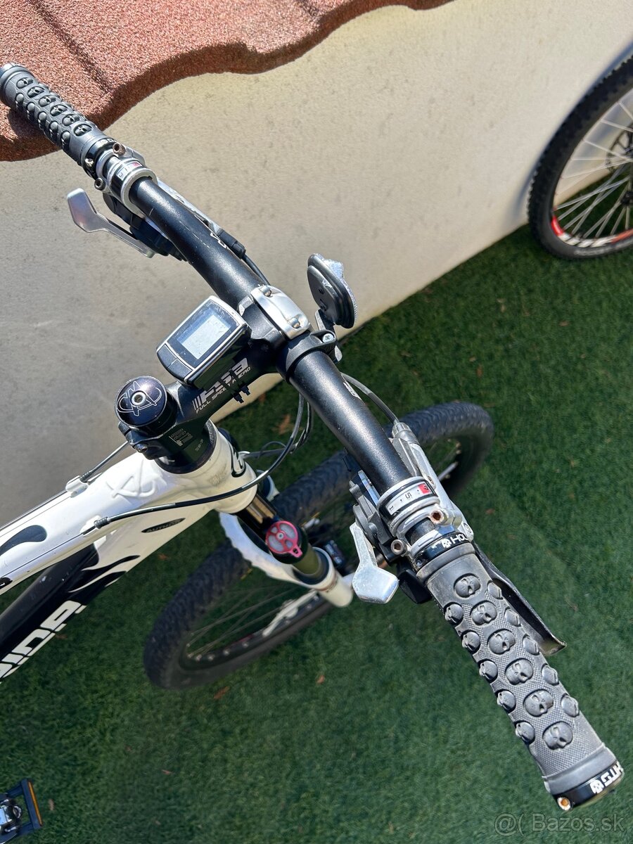 MERIDA MISSION 2000 - 7