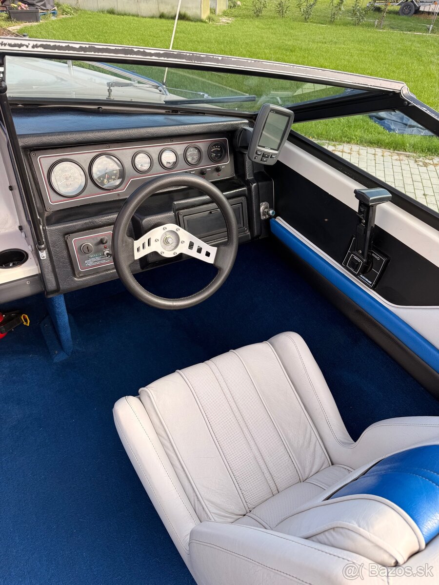 Motorový čln Wellcraft 187 Eclipse XL + prives - 7