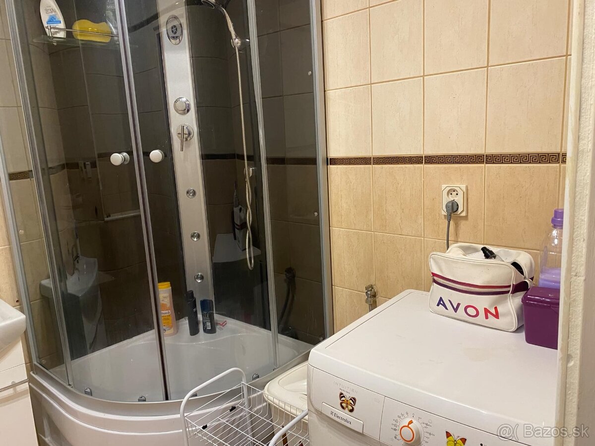 3izbovy byt s balkónom - 7