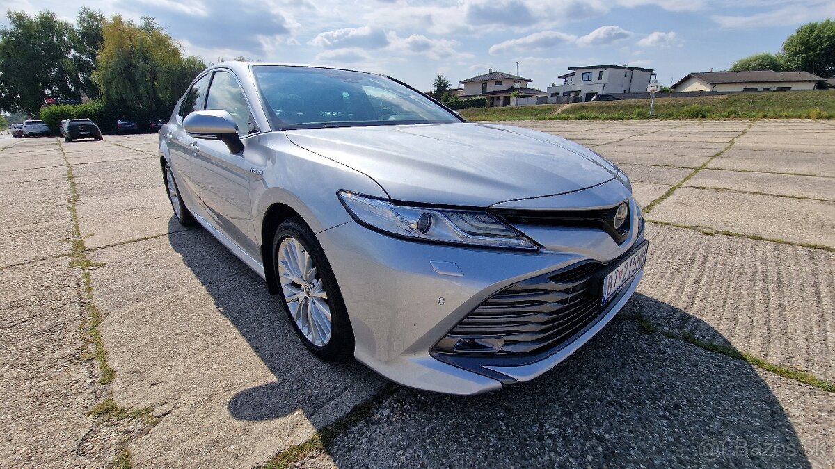 Predám Toyota Camry hybrid - 7