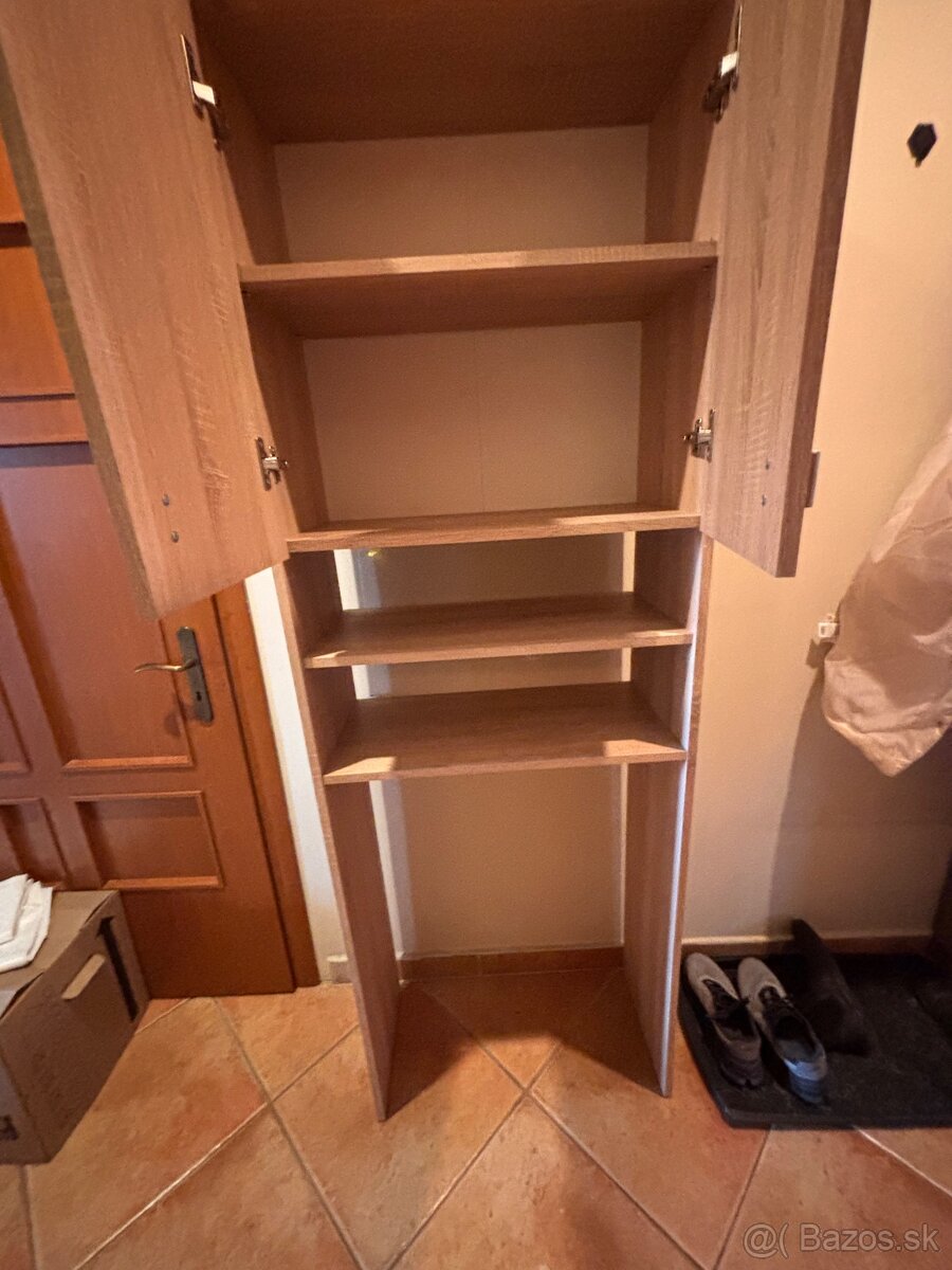 Skrinka nad pračku - 7