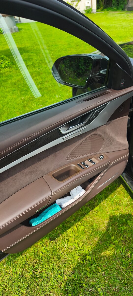 Audi A8 long 3.0 tdi - 7