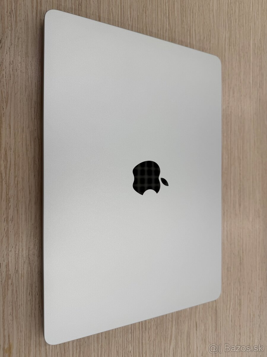 MacBook Air (13-palcový, M4, 2025) - 7