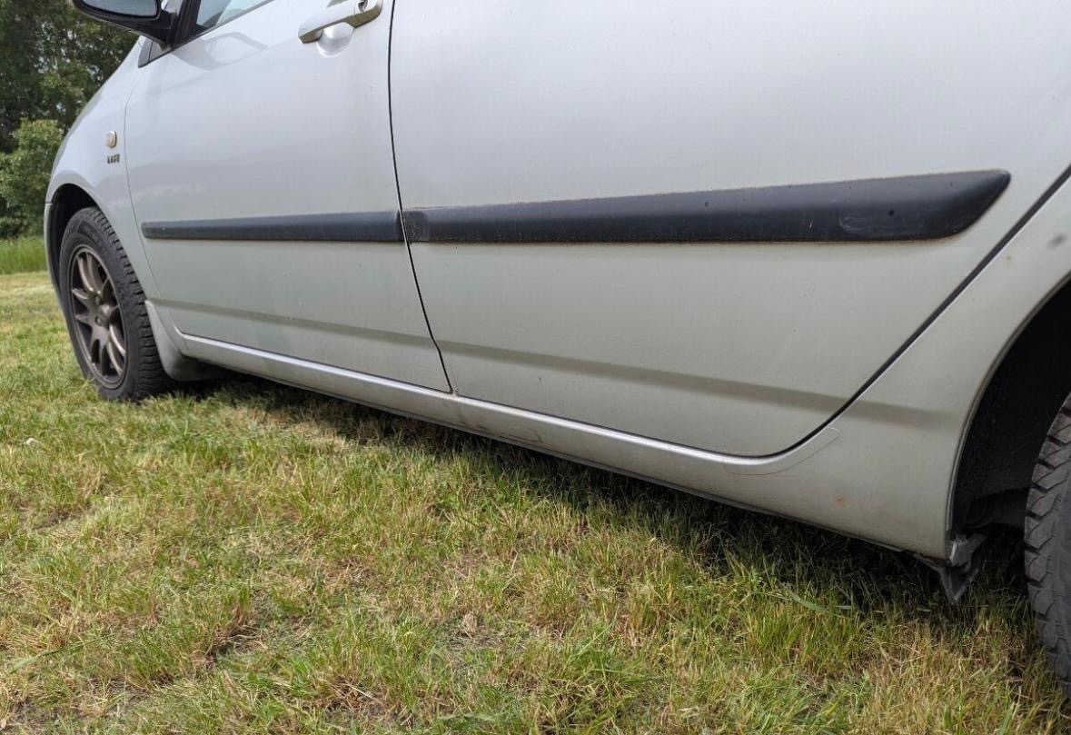 Predám Toyota corolla sedan 1.6i LPG rok 2003 - 7