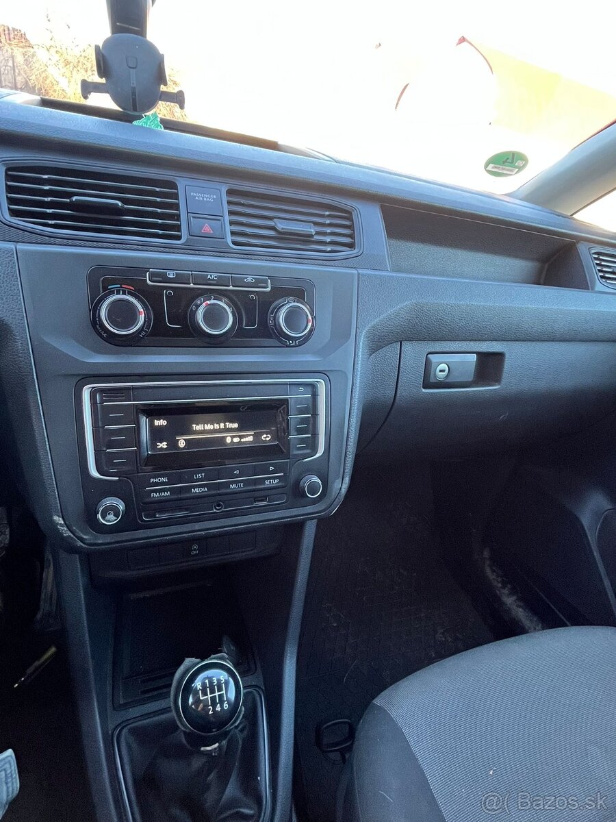 Osobní užitkové vozidlo Volkswagen Caddy - havarované - 7