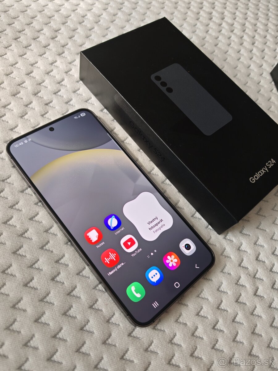 Samsung Galaxy S24 8/128 - 7