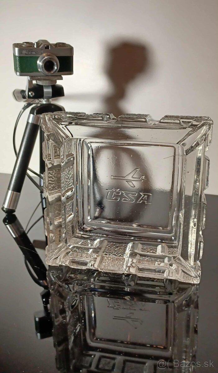 Popolník panelák s nápisom ČSA - 7