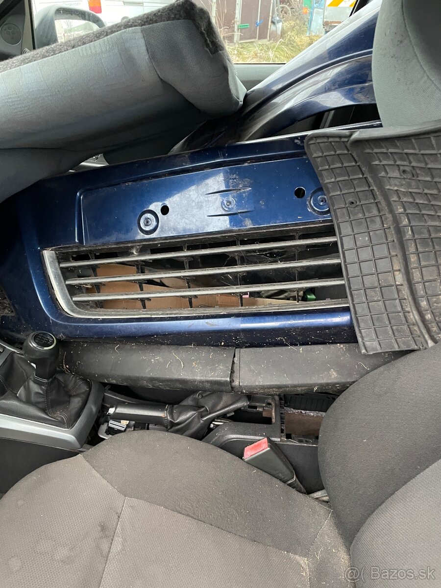 astra station wagon - 7