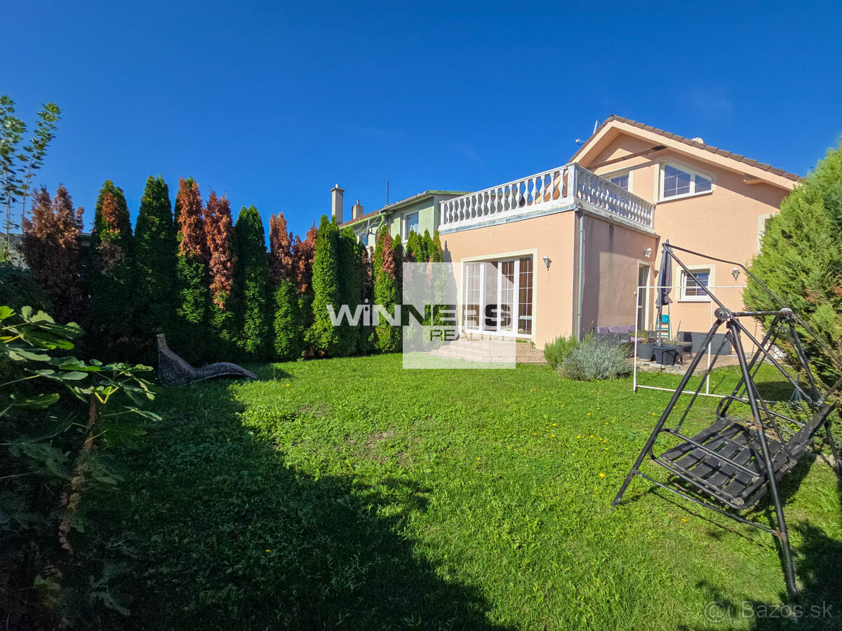 Ponúkame Vám na predaj rodinný dom, ponúkajúci komfortné býv - 7