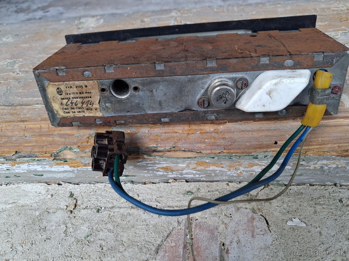 Reteo magneťáky + autoradio - 7