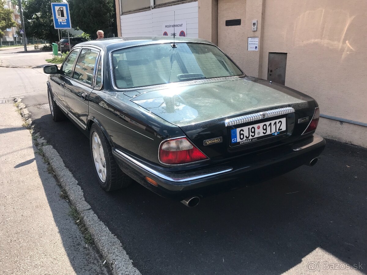 Predám Jaguar Daimler Super V8 long - 7