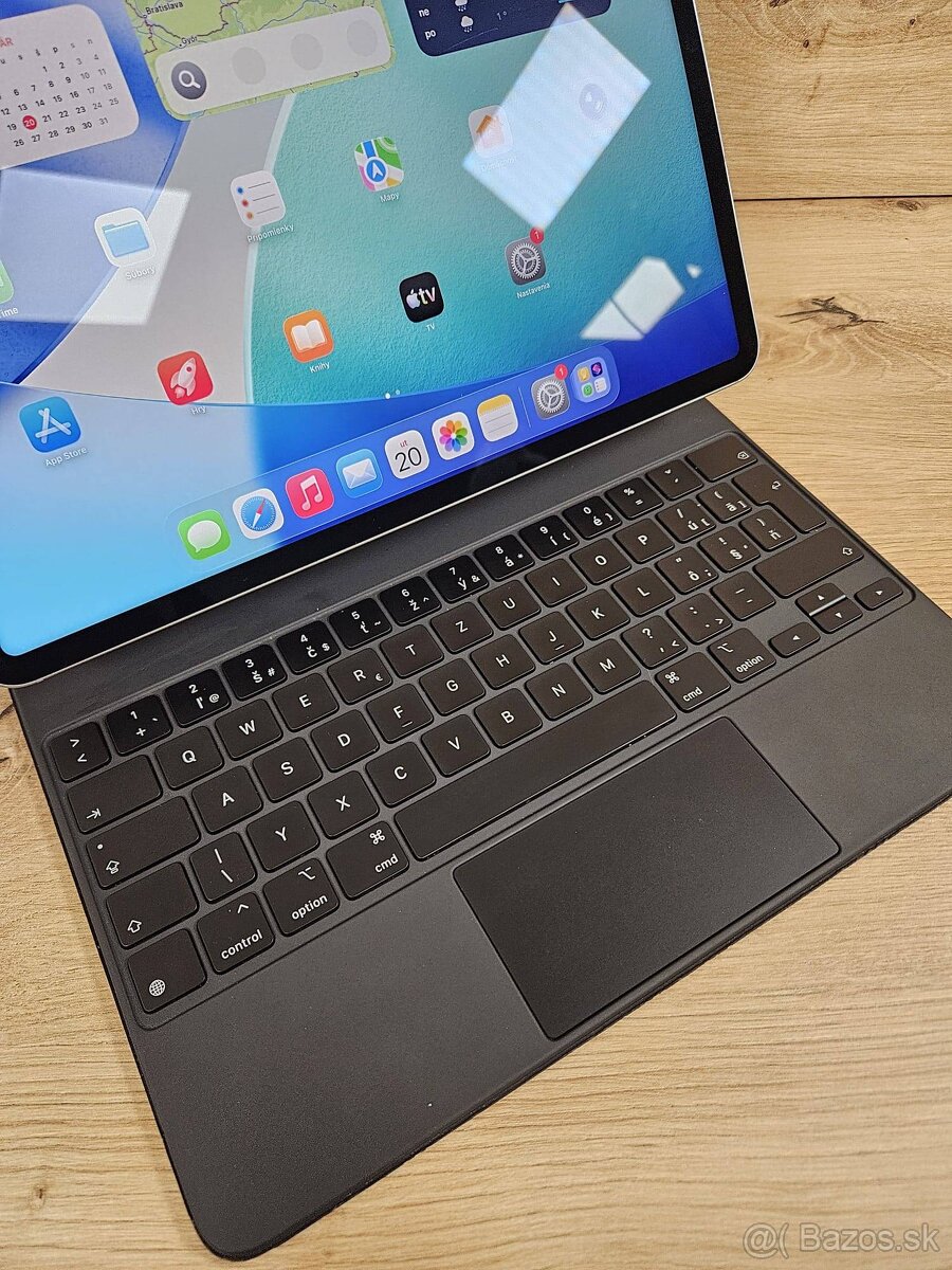Apple iPad Pro 12,9 palcovy 6.generacia + Apple keyboard - 7