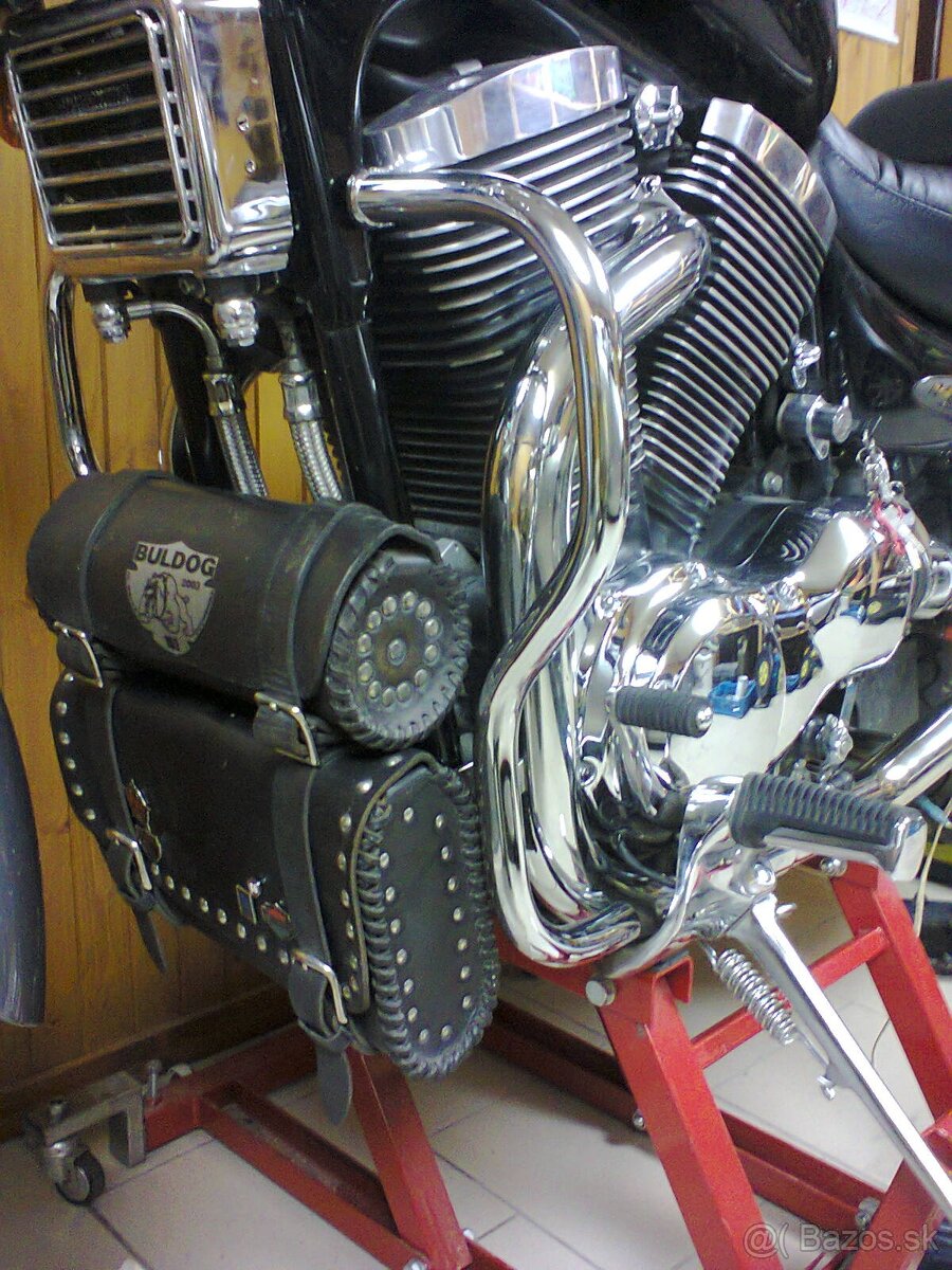 Suzuki Intruder VS 1400 - 7