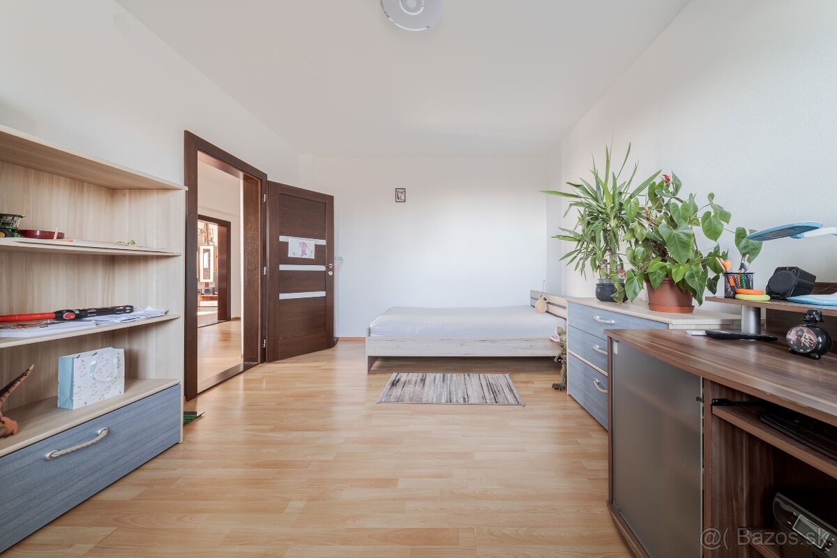 RD pod lesom, mestská časť Poľov - 7