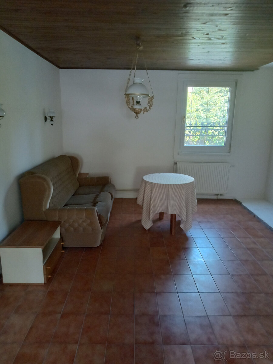 Rodinný dom na prenájom, Staré mesto, 4 izby, krb, zahrada - 7