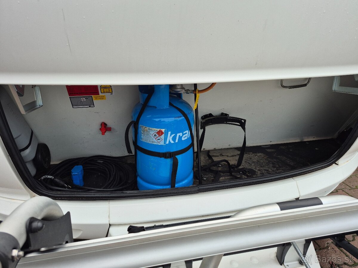 Obytný přívěs Hobby Excellent 560 KMFe - 7