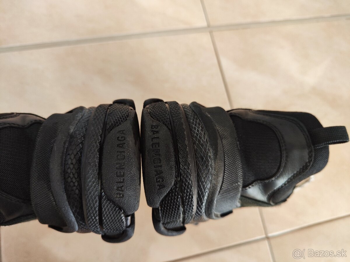 Balenciaga Triple S - 7