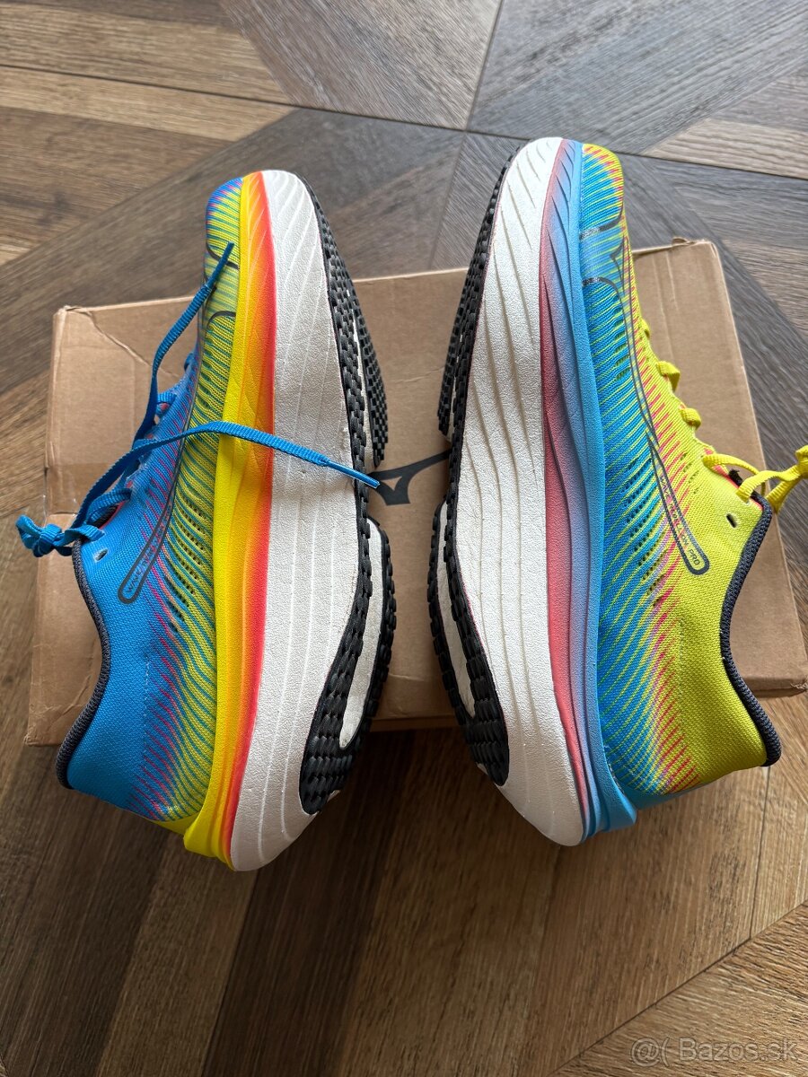 Pánske bežecké topánky Mizuno Wave Rebellion Pro - 7