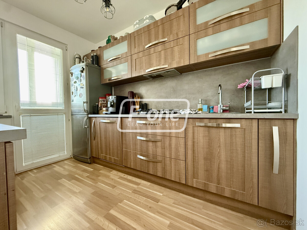 Prenájom 3 izbový byt - Bratislava - Petržalka, Hálova - 7