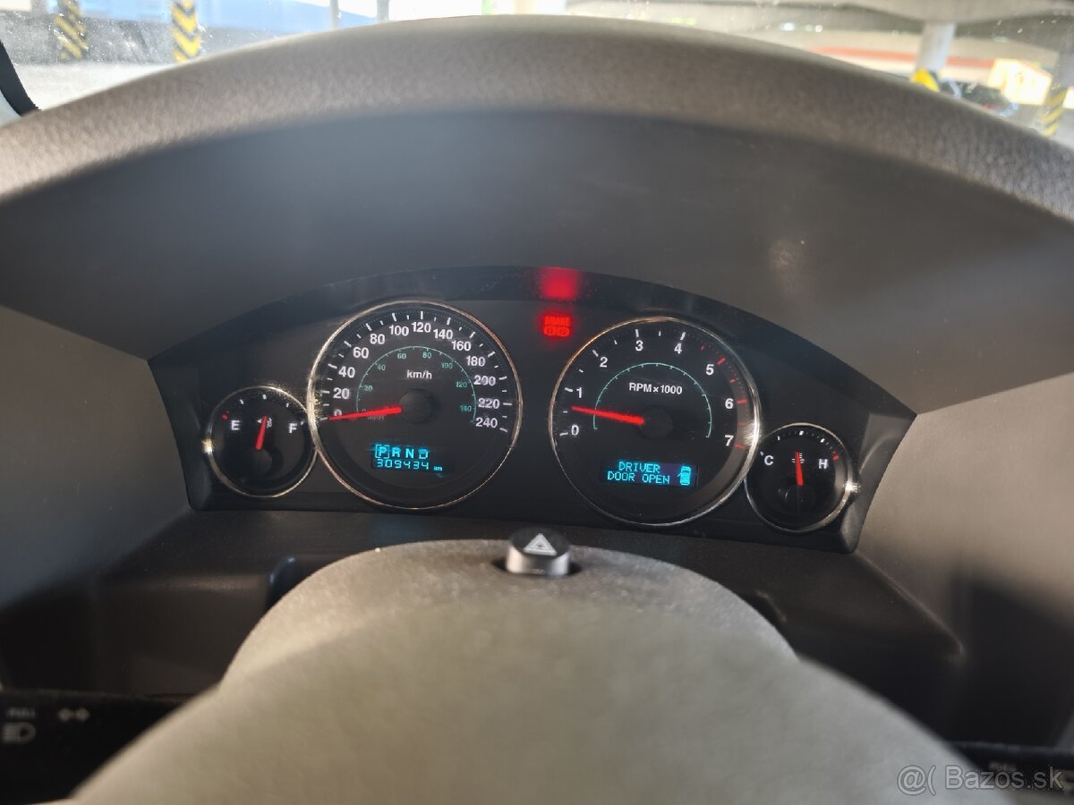 Jeep Commander 3.0 CRD - 7