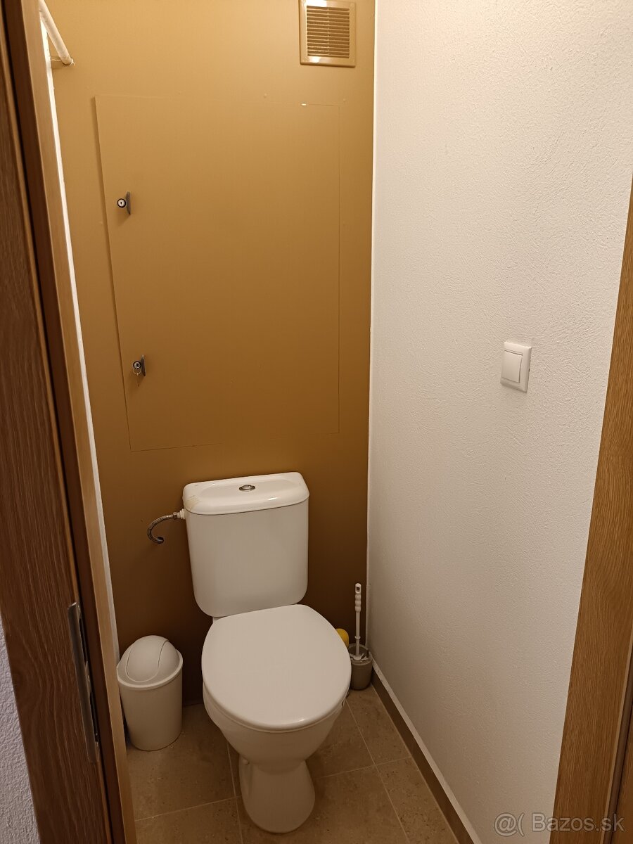 Predaj 2 i byt prerob. na 3 i. 2 balkóny Nitra - 7