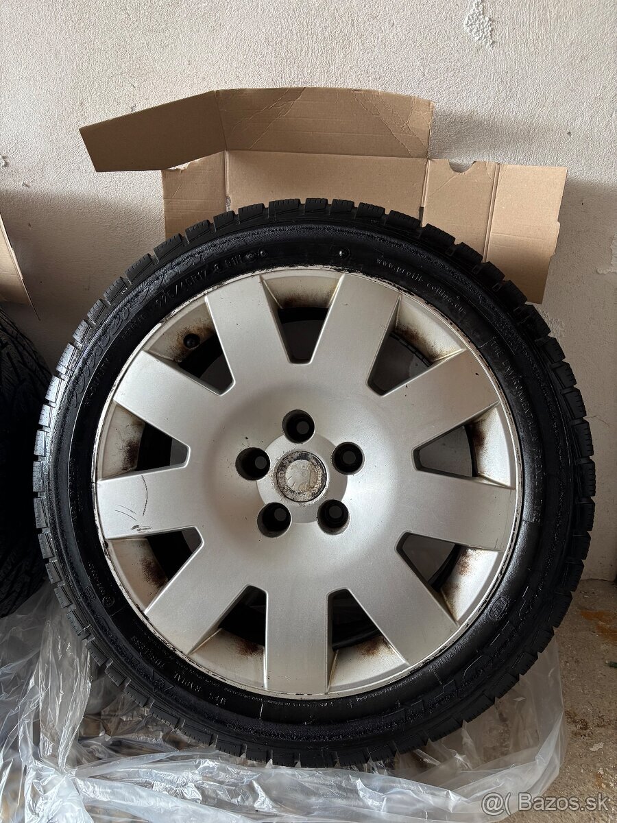 Predám zimné pneumatiky na diskoch ŠKODA 225/45 R17 - 7