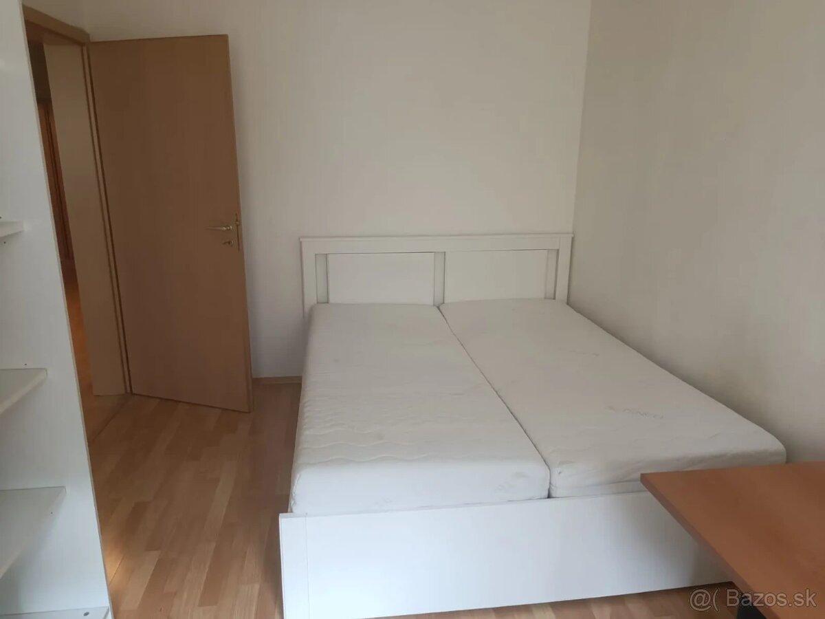 RUŽINOV 3 -IZB BYT komplet zariadený., - 7