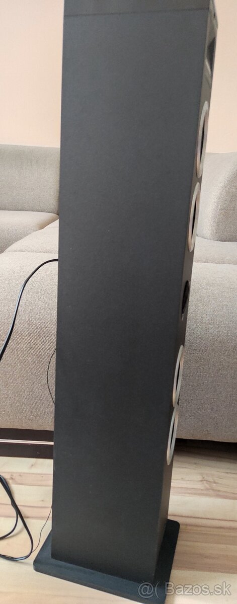 BLUETOOTH REPRODUKTOR - 7